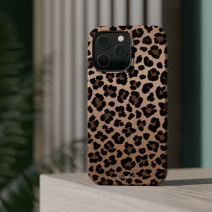 Lovely Leopard MagSafe Phone Case