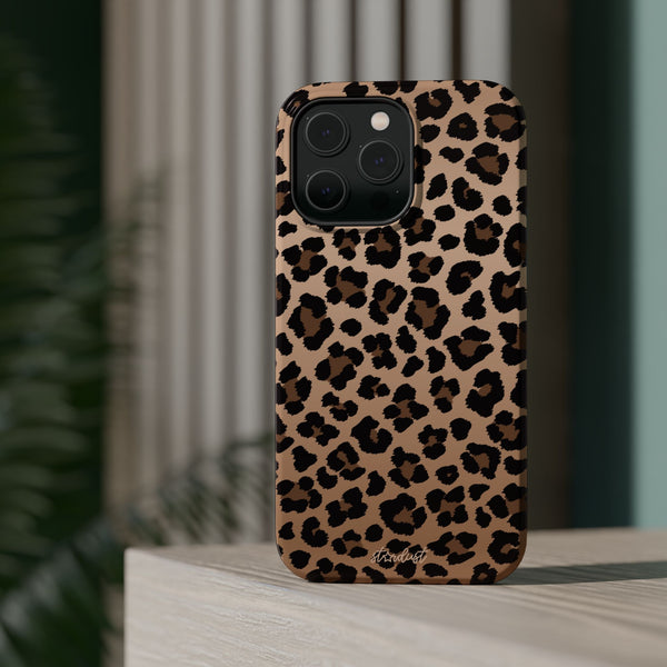 Lovely Leopard MagSafe Phone Case