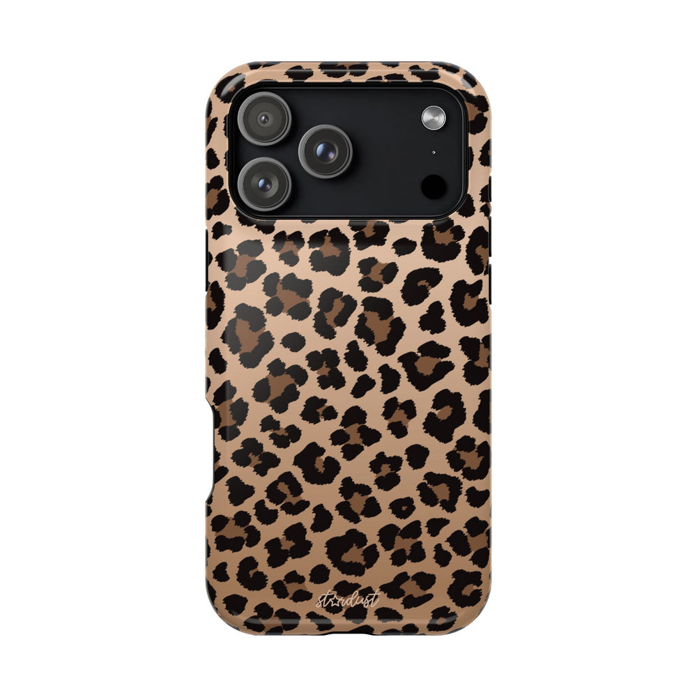 Lovely Leopard MagSafe Phone Case
