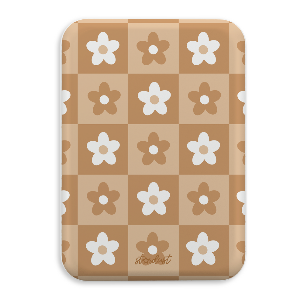 Nude Checkers MagSafe Power Bank