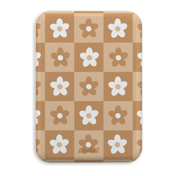 Nude Checkers MagSafe Power Bank