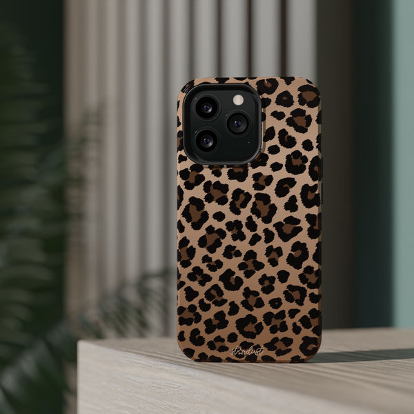 Lovely Leopard MagSafe Phone Case