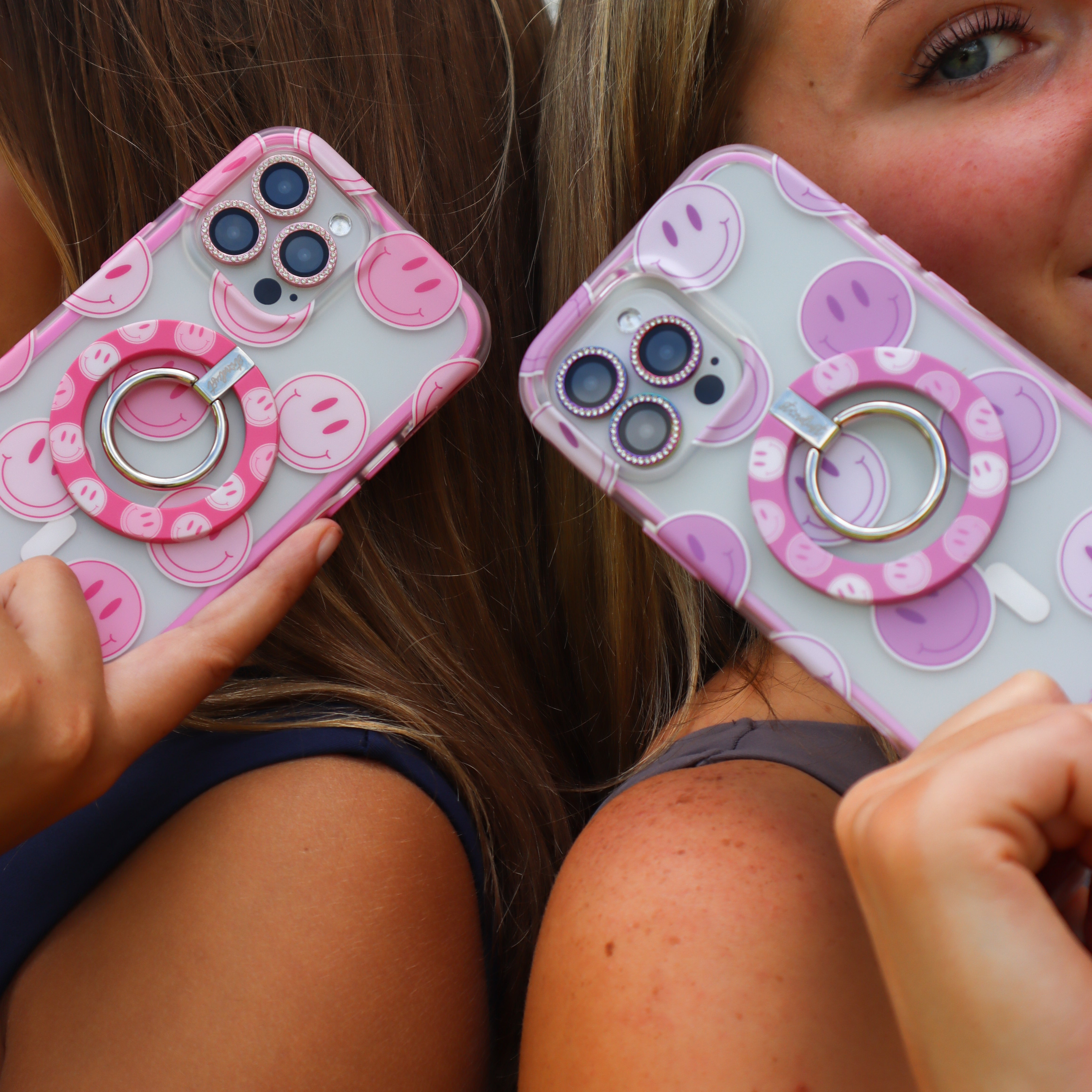 Bubblegum Smileys MagSafe iPhone Case