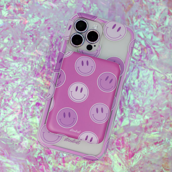 Lilac Smileys MagSafe Power Bank