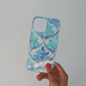 Aquamarine Pearl MagSafe iPhone Case